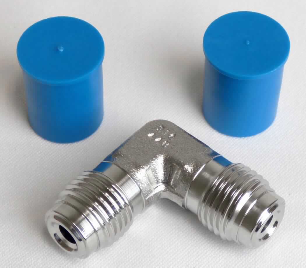 Rohrverbindungsstück aus Stahl

Bei der Ware handelt es sich um ein um 90 ° gewinkeltes Rohrverbindungsstück aus nicht rostendem Stahl (Edelstahl 316). Beide Enden sind mit einem Außengewinde versehen. Die Erzeugnisse dienen zum Verbinden von Rohren und sind in den Größen 1/8'' bis 1'' erhältlich.

Die Ware ist als "anderes Rohrverbindungsstück aus nicht rostendem Stahl, Bogen und Winkel, mit Gewinde" in die Codenummer 7307 2290 90 0 des Zolltarifs einzureihen.