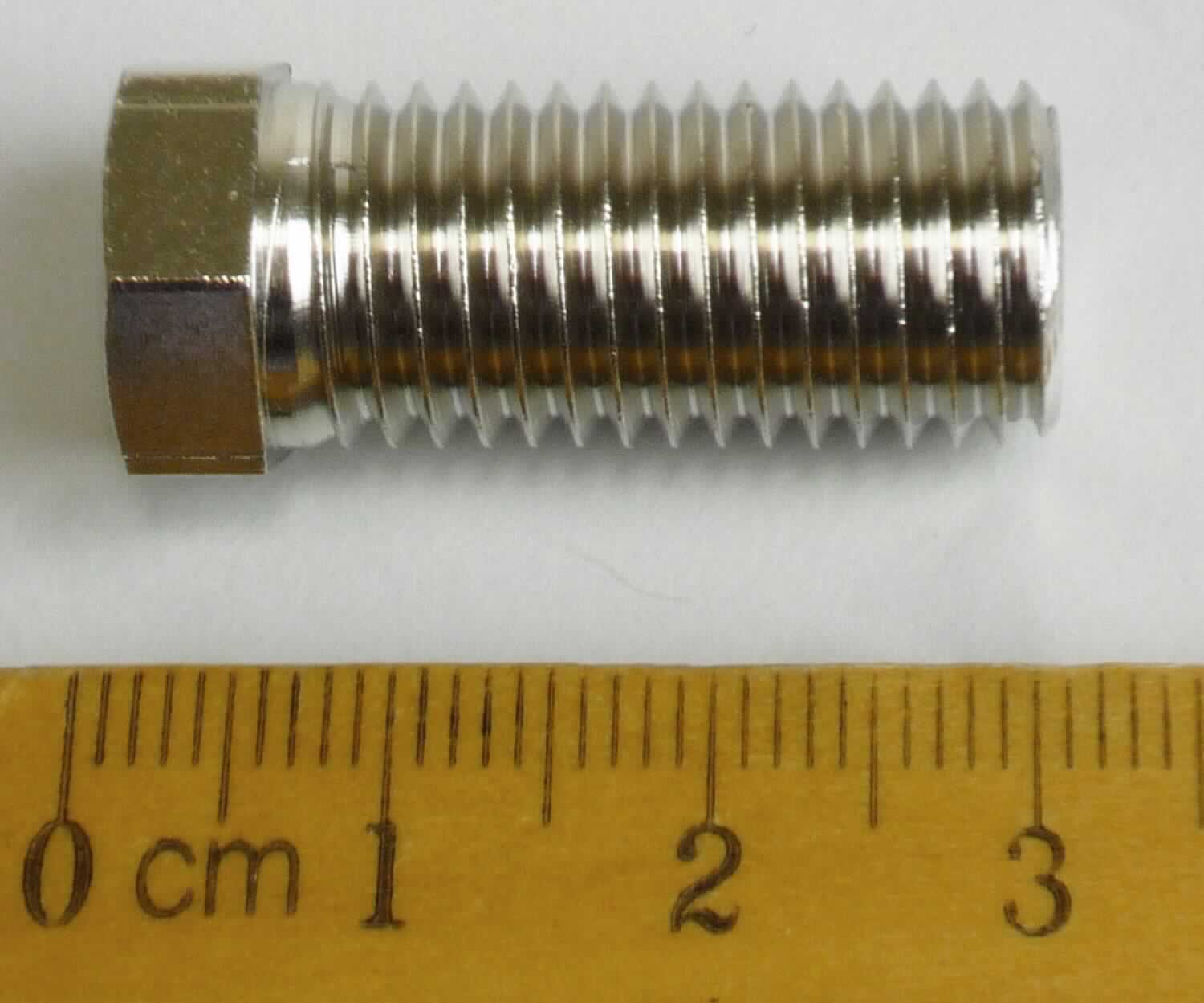 "Schraube"

- aus einer Kupfer-Zink-Legierung mit gewichtsmäßig vorherrschendem Kupfergehalt 
  (Messing) gefertigtes Erzeugnis, bestehend aus einem Hohlerzeugnis mit Außengewinde, 
  das an einem Ende zu einem Außensechskant ausgearbeitet ist

- dient zum Befestigen von Spülventilen; die Längslochung der Schraube dient lediglich zur 
  Führung des Stopfens

- Länge: ca. 3 cm 

- in einem Kunststoffbeutel aufgemacht 

Abbildung siehe Anlage.

Derartige Erzeugnisse gehören als "Schrauben aus Kupfer, mit Gewinde" zum 
TARIC-Code 7415 3300 00.