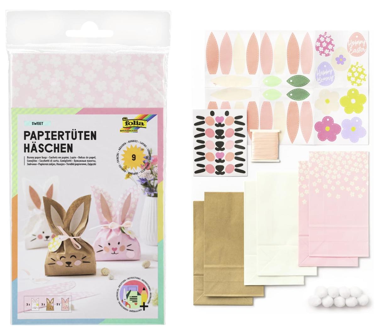 Es handelt sich um eine Zusammenstellung der nachstehend beschriebenen Waren, die in einer klarsichtigen Kunststofftüte zusammen mit einem mit Produktinformationen und einer bebilderten Anleitung farbig bedruckten Einleger aus Pappe verpackt sind:

1. neun Blockbodenbeutel aus Papier (Abmessungen flachliegend etwa 7,5 x 14,5 cm); die Beutel sind 3-fach sortiert (weißes oder braunes unbedrucktes Papier; weißes Papier, einfarbig gemustert bedruckt).

2. neun Pompons aus Spinnstoffen, eingeschweißt in einen Folienbeutel.

3. ein etwa 7 m langes Satinband aus Gewebe aus Spinnstoffen, aufgewickelt auf einen Streifen aus Pappe und eingeschweißt in einen Folienbeutel.

4. ein mehrfach zusammengefalteter Bogen aus Kartonpapier, Abmessungen etwa 44 x 23 cm, farbig bedruckt mit gezeichneten Motiven (stilisierte Hasenohren, Augen, Wimpern, Hasennasen sowie Geschenkanhänger in Streifen- und Eiform) zum Ausschneiden.

Die unter Nr. 1 beschriebenen Waren sollen mit den unter Nr. 2 bis Nr. 4 beschriebenen Waren dekoriert (kein Basteln im Sinne der Position 9503) und anschließend als Geschenkverpackungen verwendet werden.

Abbildung siehe Anlage.

Derartige Waren gehören als "andere Verpackungsmittel" zum TARIC-Code 4819 40 00 00, da es sich zolltarifrechtlich um eine Warenzusammenstellung in Aufmachung für den Einzelverkauf handelt, deren wesentlicher Charakter im Hinblick auf die Bedeutung für die Verwendung durch die unter 1. beschriebenen Blockbodenbeutel bestimmt wird.