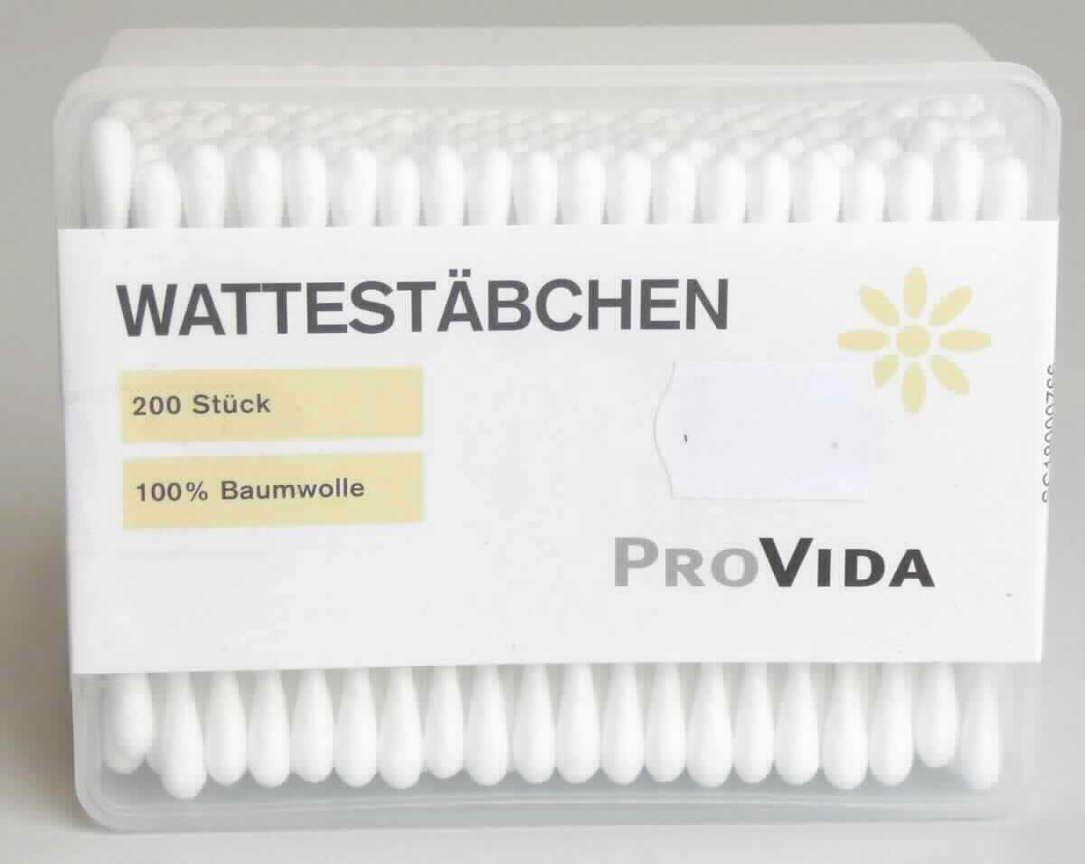 Ware aus Watte, sog. Wattestäbchen 200er, Art. 14118708, Foto siehe Anlage,
- zu 200 Stück in einer Kunststoffbox verpackt,
- laut Untersuchungsergebnis:
-- jeweils bestehend aus zwei Wattetupfballen aus gebleichter, hydrophiler Baumwolle, die an den beiden Enden 
   eines Stäbchens aus Kunststoff befestigt sind (somit konfektioniert), 
- in Bezug auf die Verwendung bestimmen die Wattetupfballen den Charakter der Ware.

"Ware aus Watte (Wattestäbchen), aus hydrophiler Baumwolle"