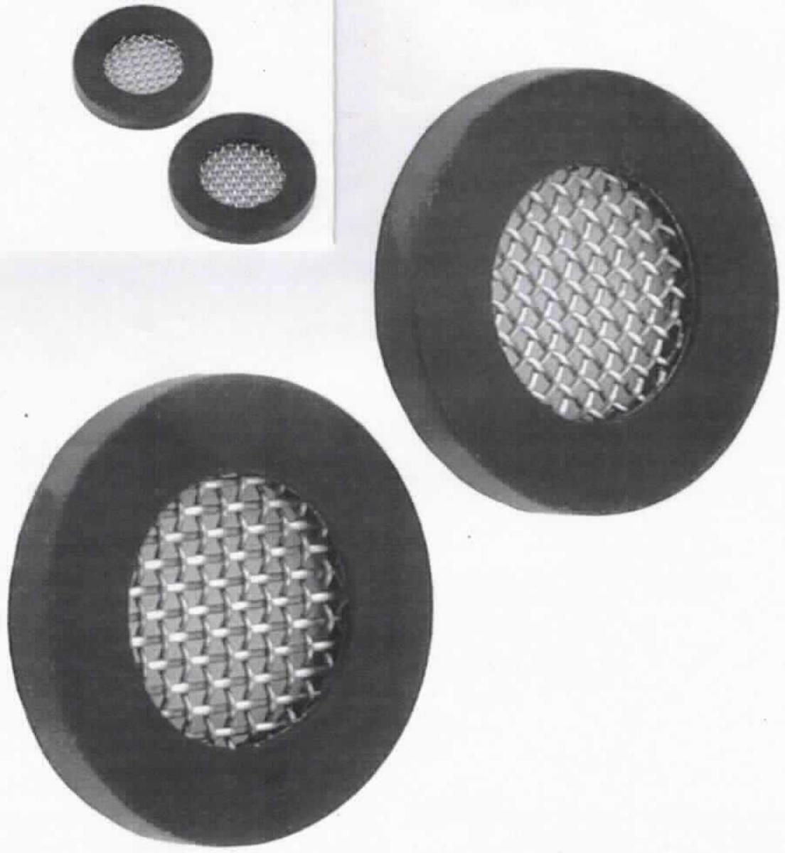 Sog. Gummi-Dichtung mit Schmutzfangsieb, TEC380119/HSB380119
- in Form eines kreisrunden Siebeinsatzes aus unedlem Metall eingefasst von einem Dichtring 
  (Abmessungen: Ø 19,1 x Ø 12 x 3 mm) aus NBR (Abbildung siehe Anlage),
- zur Verwendung im Wasserzulauf einer Handbrause. 

"Teil, erkennbar ausschließlich oder hauptsächlich zum Einbau in einen Apparat zum Verspritzen von Flüssigkeiten bestimmt, nicht für Feuerlöscher, kein Behälter, nicht für Apparate zur Herstellung von Leiterplatten - sog. Gummi-Dichtung mit Schmutzfangsieb"