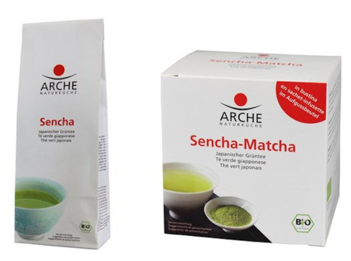 Nach den Angaben der Antragstellerin handelt es sich um einen nicht fermentierten, japanischen Grüntee (sog. Sencha Tee bzw. Sencha-Matcha Tee). Das Erzeugnis besteht aus gedämpften, gerollten und getrockneten Blättern vom Strauch der Gattung Thea (Camellia sinensis) bzw. aus gedämpften, gerollten, getrockneten und pulverisierten Blättern vom Strauch der Gattung Thea (Camellia sinensis).

Der grüne Tee befindet sich in Kartons mit einem Inhalt von 20 kg.

Zolltarifrechtlich handelt es sich um "Tee, grüner Tee (nicht fermentiert), in unmittelbaren Umschließungen mit einem Inhalt von 3 kg oder mehr".