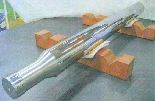 Carbide Plunger (Abbildung siehe Anlage)
- in Form eines spezifisch geformten, stangenartigen Funktionselements aus Hartmetall
  (Wolframcarbid und Cobalt), mit polierter Oberfläche sowie einseitig mit eingeschliffener
  Kolbenaufnahme,
- zum Einbau als Kolbenstange in einen Hulbkolbenkompressor zur Verdichtung von gas-
  förmigen Medien,
- in verschiedenen Bauteillängen und -durchmessern.

"Teil, erkennbar ausschließlich für Luftkompressoren bestimmt, keine Ware der TARIC-
 Codes 8414 9000 10 bis 8414 9000 80"