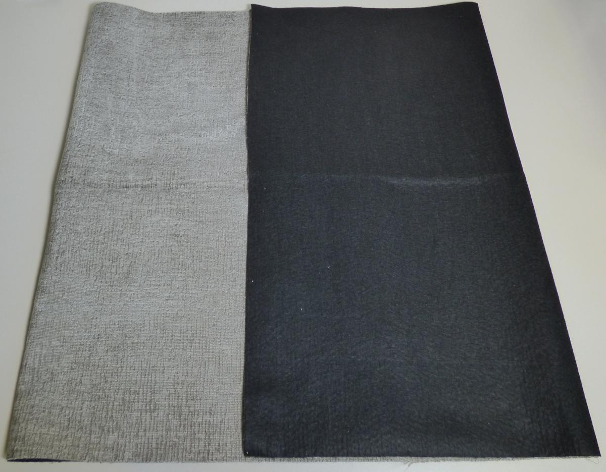 Textillaminat, sog. Möbelbezugsstoff für die Möbelindustrie, Art. Fuji, Foto siehe Anlage,
- als Meterware, mit einer Breite von laut Antrag 142 cm,
- aus zwei mit ihrer ganzen Fläche aufeinander liegenden und so durch Kleben miteinander verbundenen
  Lagen:
-- mit einer Oberlage (Schauseite):
--- aus einem Chenillegewebe, 
---- aus Chenillegarnen und anderen Garnen; beide aus Chemiefasern (laut Antrag Polyester),
---- mit samtartiger Oberfläche,
-- mit einer Unterlage:
--- aus einem Nadelfilz,
- das die Schauseite bildende Chenillegewebe verleiht der Ware insbesondere im Hinblick auf die
  Bedeutung in Bezug auf die Verwendung als Möbelbezugsstoff ihren wesentlichen Charakter.

"Chenillegewebe, keine Ware der Positionen 5802 oder 5806, aus Chemiefasern"