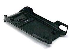 Halterungsadapter, sog. RFD40 UHF RFID Sled, in Form einer zusammengesetzten Ware, im Wesentlichen bestehend aus einer annähernd rechteckig geformten, ca. 17 x 8,5 x 2 cm großen Kunststoffhülle, ausgestattet mit 8 metallenen Federkontakten auf der Innenseite und der entsprechenden Anzahl von Federkontakten auf der Außenseite. Das Erzeugnis ist für eine Spannung von weniger als 1000 V ausgelegt. Es umschließt und schützt ein Handheld-Gerät (nicht Gegenstand der vZTA-Entscheidung) und dient dem Herstellen einer elektrischen Verbindung zwischen diesem und einem RFID-Leser mittels Druck (kein Stecken).
Ein charakterbestimmender Bestandteil der zusammengesetzten Ware ist nicht ermittelbar, somit erfolgt die Einreihung in die zuletzt genannte der gleichermaßen in Betracht kommenden Positionen.

Die Ware wird als "anderes elektrisches Gerät zum Verbinden von elektrischen Stromkreisen, für eine Spannung von 1000 V oder weniger, keine Steckvorrichtung, nicht von den TARIC-Codes 8536 9001 00 bis 8536 9040 00 erfasst" eingereiht.

Anlage: 1 Abbildung