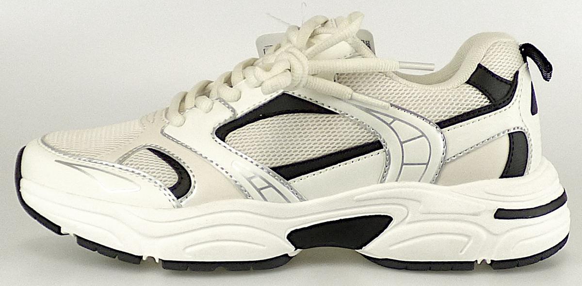 Halbschuhe, Größe 37, Foto siehe Anlage,
- mit Laufsohlen aus laut Antrag Kunststoff,
- mit Oberteil aus Spinnstoff,
- auf das Oberteil sind großflächig Verstärkungsteile aus Kunststoff (Spinnstoff mit einer mit
  bloßem Auge wahrnehmbaren Außenschicht aus Kunststoff) aufgesetzt,
- mit Schnürsenkelverschluss,
- im Bereich der Ferse mit einer Anziehhilfe.

"Schuhe mit Laufsohlen aus Kunststoff und Oberteil aus Spinnstoffen, andere als in den Unter-
 positionen (KN) 6404 1100 bis 6404 1910 genannte"