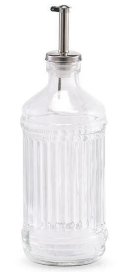Glasware zur Verwendung bei Tisch oder in der Küche, sog. Essig-/Ölflasche, Artikel 19528,
Foto siehe Anlage,
- nach den Antragsangaben:
- - flaschenförmiges Gefäß aus gewöhnlichem, mechanisch gefertigtem Glas; am Bauch mit
    einem Längsrillenmuster verziert,
- - mit einem Deckel und einer röhrenförmigen Ausgießvorrichtung aus Edelstahl (unedles Metall);
    mit einer Dichtung aus Kunststoff (Silikon) versehen,
- - mit den Abmessungen: ca. 23 cm (Höhe) x 7,8 cm (Durchmesser),
- das Glas bestimmt nach dem Umfang und seiner Bedeutung in Bezug auf die Verwendung
  den wesentlichen Charakter der Ware.

"Glasware zur Verwendung bei Tisch oder in der Küche, kein Trinkglas, aus gewöhnlichem Glas,
 mechanisch gefertigt (mechanische Glasentnahme)"