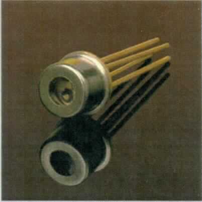 Empfangseinheit (Silicon und InGaAs-APD Receiver Serie - H2/H3/ H4/ H5),
- in Form einer Multikomponente Integrierten Schaltung (MCO) mit einer monolithischen integrierten
  Schaltung, Photodiode (Si-APD), Diode, Widerständen und Kondensatoren,
- in einem TO-46-Gehäuse (Abbildung siehe Anlage) oder TO-5-Gehäuse mit Pin-Anschlüssen,
- bei Defekt wirtschaftlich sinnvoll nicht reparabel.

"Elektronische integrierte Schaltung, kein Prozessor und Steuer- und Kontrollschaltung,
 Speicher oder Verstärker; APD-Receiver in Form einer Multikomponente Integrierten Schaltung (MCO)"