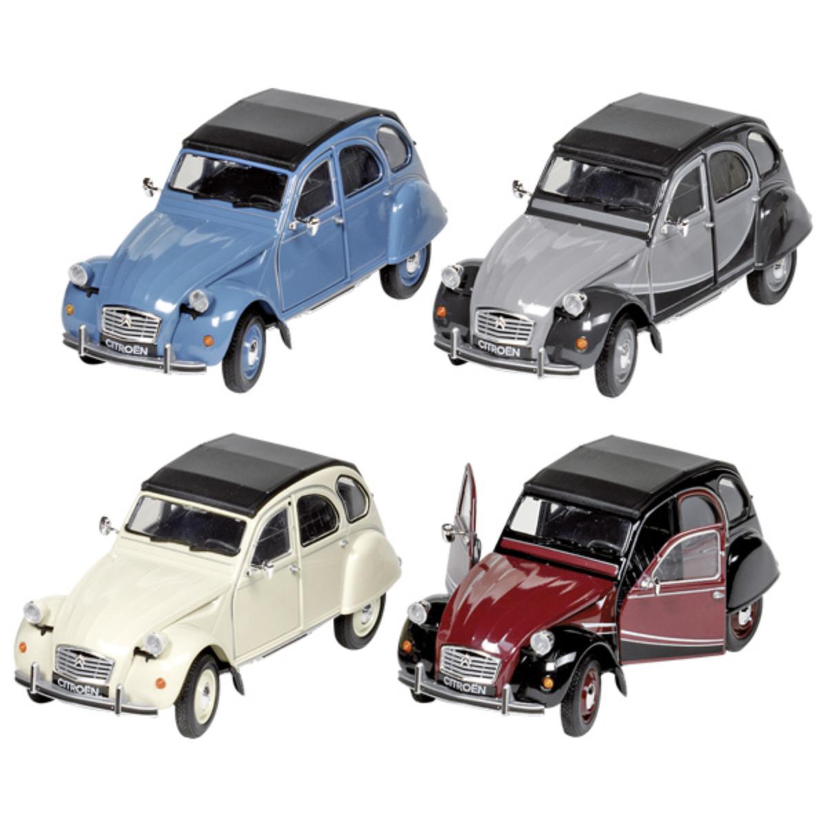 Nach den Angaben der Antragstellerin und der vorgelegten Abbildung handelt es sich bei dem sog. "Citroën 2CV, 4fach, 1:24, Artikel 12182" um ein Modellauto

- in Form eines Personenkraftfahrzeuges des Citroën 2CV,
- im Maßstab 1:24 (lt. Verpackungs- und Modellangabe),
- in den Abmessungen von ca. 16 x 6,5 x 6,5 cm (L x H x B),
- im Spritzgussverfahren hergestellt,
- mit einer Karosserie aus schwarz und rotbraun lackiertem Metall,
- mit Unterboden, Innenraum, Frontscheibe, Verdeck, Lampen, Außenspiegeln, Türgriffen und Auspuff aus Kunststoffen sowie Rädern aus Kunststoff oder Kautschuk,
- mit aufklappbarer Motorhaube und Türen, sowie Rädern, die über das Lenkrad bewegt werden,
- ohne Motorantrieb, und
- ein erkennbares Zubehör in Form eines Türöffners (ca. 7,5 cm langer Kunststoffstab mit geriffeltem Griff und gebogener Spitze).

Das Modellauto dient der spielerischen Unterhaltung von Kindern und ist gemeinsam mit dem Türöffner in einer Showbox für den Einzelverkauf aufgemacht.

Auf Grund des Umfangs und des Gesamteindrucks bestimmt das Metall den Charakter der aus verschiedenen Stoffen bestehenden Ware.

Zolltarifrechtlich handelt es sich um ein "anderes als zuvor von der Position 9503 erfasstes Modell, im Gussverfahren hergestelltes Miniaturmodell aus Metall".