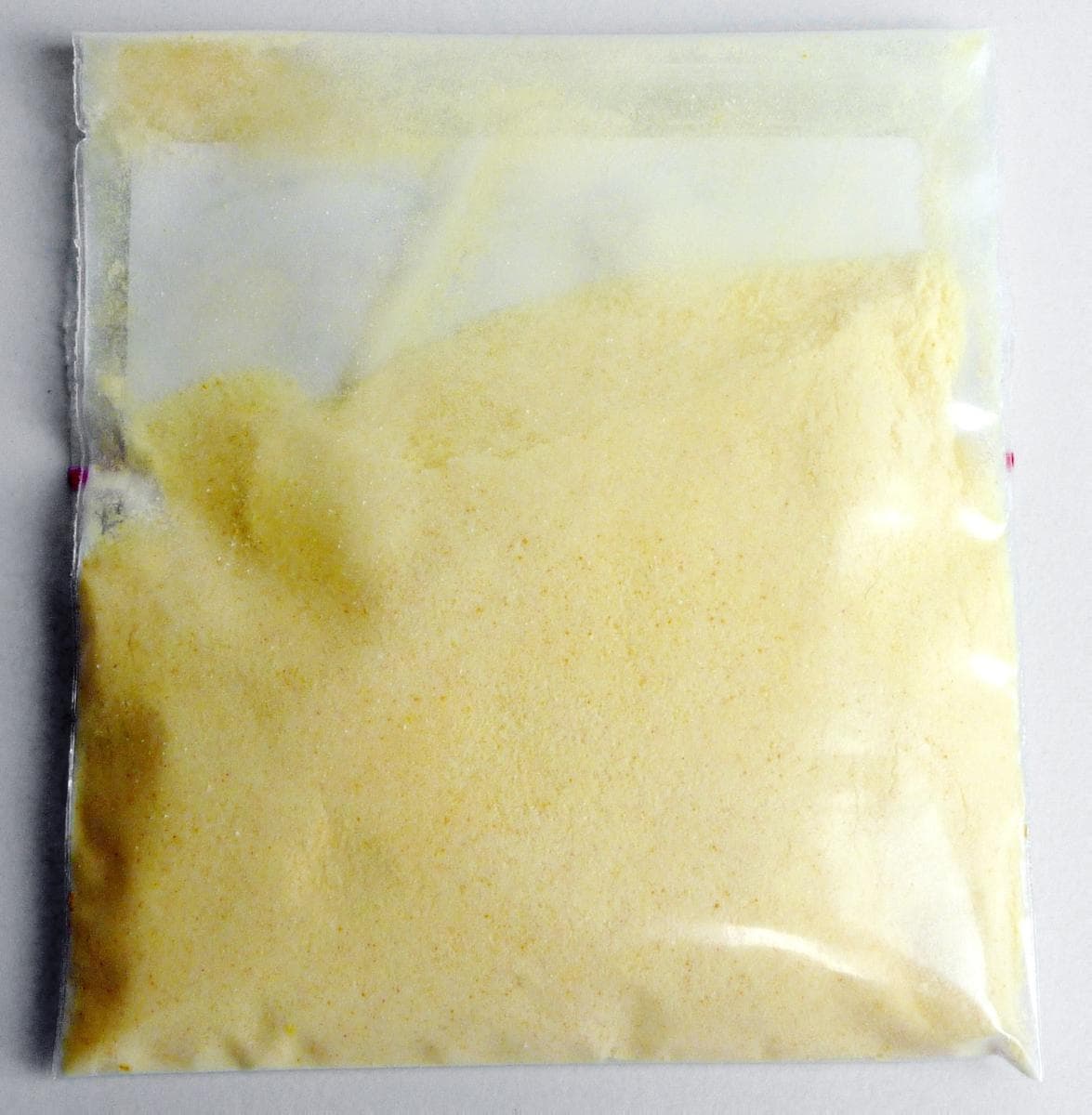 Vitamine, untereinander gemischt

Bei der Ware handelt es sich gemäß den vorgelegten Datenblättern um eine Mischung der Vitamine alpha-Tocopherylacetat, Vitamin C, Thiamin, Vitamin B2, Niacin, Vitamin B6, Folsäure, Vitamin B12, Biotin und Calciumpantothenat. Als Trägersubstanz dient Maltodextrin. Die Ware liegt als feines, gelbes Pulver vor und wird in Nahrungsergänzungsmitteln verwendet.

Die Ware ist als "Vitamine, untereinander gemischt" in die Position 2936 der Kombinierten Nomenklatur einzureihen.