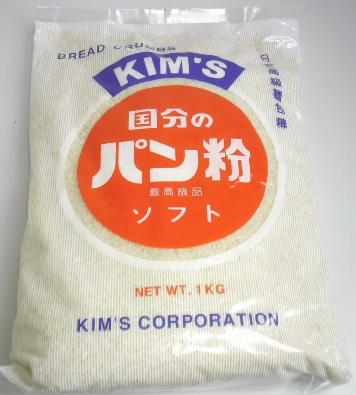 Weißbrotbrösel

Beschreibung des vorgelegten Warenmusters (in Originalumschließung):
Bedruckter Kunststofffolienbeutel mit Angaben zum Erzeugnis (Bread Crumbs; 1 kg) und zu den Zutaten (siehe Feld 8), darin unregelmäßig geformte, cremefarbene, knusprige, luftige Weißbrotflocken; Geschmack nach Weißbrot, schwach salzig, nicht süß, etwas nach Fett, ohne Röstgeschmack.

Gehalt an Zuckern, bezogen auf die Trockenmasse*: mehr als 5 GHT
Milchfett und Milchprotein: nach der Produktspezifikation nicht enthalten
Stärke/Glucose**: 50 bis weniger als 75 GHT
Saccharose/Invertzucker/Isoglucose***: weniger als 5 GHT

*: abgeleitet aus den analytischen Daten
**: festgestellt gemäß VO (EG) 900/2008, VO (EU) 118/2010
***: festgestellt gemäß VO (EG) 900/2008


Andere nicht gesüßte Backware, Brot mit einem Gehalt an Zuckern, bezogen auf die Trockenmasse, von mehr 
als 5 GHT, sogenanntes "Panko"