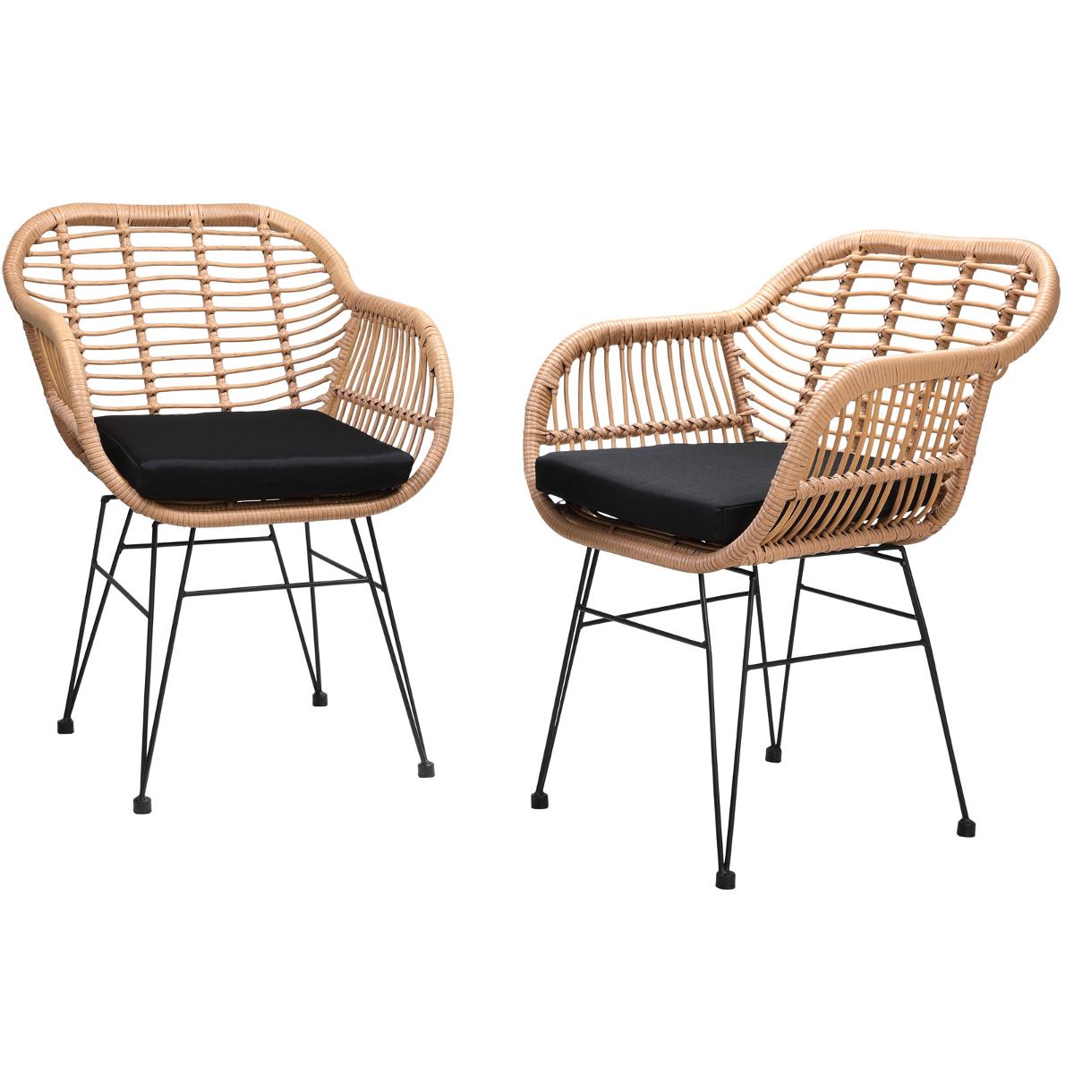 Bei der Ware "Loungestühle in Rattan-Optik" handelt es sich um ein Sitzmöbel im Wesentlichen bestehend aus einem Gestell aus pulverbeschichtetem Stahl, welches vollständig aus einem Kunststoffgeflecht in Rattan-Design umflochten ist. Der Stuhl mit den Abmessungen von ca. 59 x 56 x 86 cm (L x B x H) ist mit einem passgenauen ca. 5 cm dickem, lose aufgelegten Kissen ausgestattet und kann ohne diese Polsterung nicht sinnvoll verwendet werden.
Das auf den Boden zu stellende Erzeugnis dient der Ausstattung von z.B. Terrassen und ist in 2er Sets verfügbar.

Die Ware wird als "anderes als von der Position 9102 erfasstes Sitzmöbel, nicht von den Unterpositionen (HS) 9401 10 bis 9401 69 erfasst, mit Gestell aus Metall, gepolstert" eingereiht.