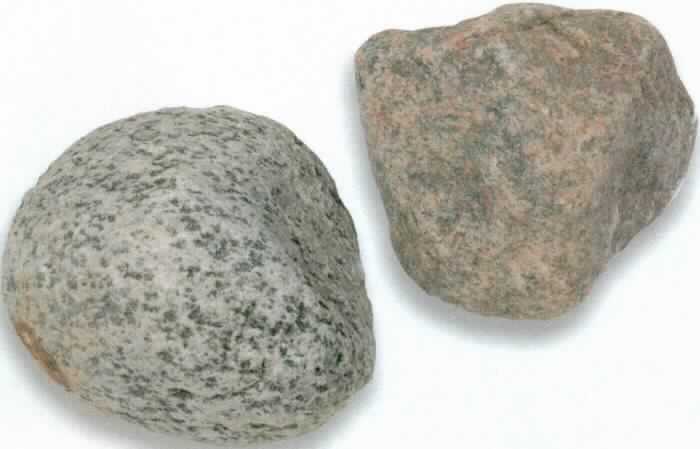 Angaben:
Findlinge OSTSEE-FINDLINGE 
Bearbeitung: naturrund 
Farbe: rot-grau-bunt 
Material: Granit
Herkunft: Deutschland 
Größe: 20-50 cm 

Befund:
Granit, roh