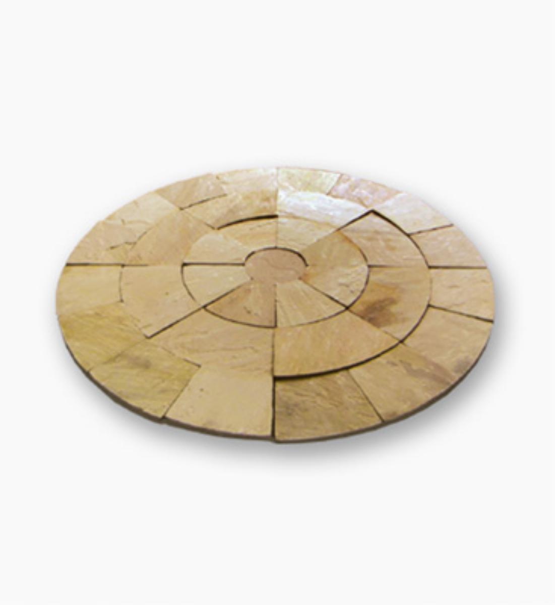 Angaben:
Kreiselemente MANDRA; Bearbeitung: Oberfläche spaltrau, Seiten handbekantet; Material: Sandstein; Farbe: gelb-hellbeige.

Befund:
Andere Werksteine und Waren daraus, lediglich geschnitten oder gesägt, mit ebener oder glatter Oberfläche.
