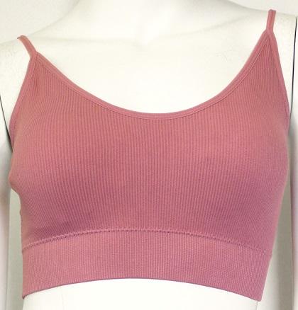 Bustier, sog. Sport Bra Structur, Art. 317948, Größe 40/42, Foto siehe Anlage,
- vorn zweilagig gearbeitet; aus bis zu ca. 1 mm dicken, einfarbigen, unterschiedlich strukturierten 
  Gewirken aus laut Antrag 92 % Polyamid und 8 % Elasthan (beides synthetische Chemiefasern),
- bis unter die Brust reichend (Rückenlänge: ca. 29 cm),
- mit aus der oberen Randeinfassung gebildeten längenverstellbaren Schulterträgern,
- ohne einzeln ausgearbeitete Büstenteile,
- mit herausnehmbaren Polstern versehen,
- ohne Öffnung oder Verschluss,
- am unteren Rand mit einem doppelt gearbeiteten, ca. 4,5 cm breiten, leicht verengenden Bund,
- an allen übrigen Rändern mit Streifen aus elastischen Gewirken aus Spinnstoffen eingefasst,
- das Kleidungsstück ist nach Schnitt und Ausstattung nicht dazu bestimmt, die Einzelbüste zu
  stützen, zu formen oder zu korrigieren (somit keine Ware der Position 6212).

"Andere Kleidung (Bustier), aus Gewirken, aus Chemiefasern"