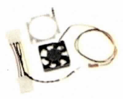 Ventilator, VPN 2284300-R (ADAPTEC ACC-8XX5 Fan Kit)
- aus einem siebenflügeligen Lüfterrad mit Elektro-Antriebsmotor, in einem Kunststoff-
  Einbaurahmen mit vier Bohrungen und Anschlusskabel mit Stecker (Abbildung siehe
  Anlage),
- zur Erzeugung eines Luftdrucks von weniger als 2 bar,
- erkennbar zum Einbau in eine Datenverarbeitungsmaschine bestimmt, zur Kühlung
  der elektronischen Komponenten (RAID-Karte).
- zusammen mit einem Montagerahmen in einer gemeinsamen Verkaufsumschließung
  (Beipack).

"Ventilator, kein Tisch-, Boden-, Wand-, Decken-, Dach- oder Fensterventilator, von der ausschließlich oder hauptsächlich für die Kühlung von Einheiten automatischer Datenverarbeitungsmaschinen verwendeten Art - Lüfter"