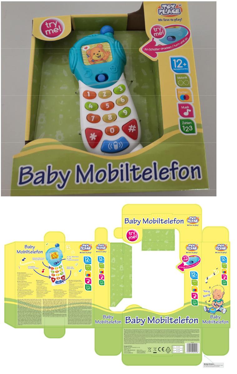 Musikspielzeuggerät, sog. "Baby Mobiltelefon"
- aus farbigem Kunststoff gefertigt, in den Abmessungen von ca. 16,5 x 7,5 x 3,7 cm
- als Mobiltelefon mit Display gestaltet, das mit einem Bärchenbild beklebt ist
- mit einem batteriebetriebenem Soundmodul
- mit einem Ein- und Ausschalter mit zwei verschiedenen Spielarten
- dient der spielerischen Unterhaltung vor allem von Kleinkindern
- in einer Showbox für den Einzelverkauf aufgemacht.

In der einen Spielart wird beim Drücken einer Zifferntaste ein ca. 30 Sekunden langes Lied abgespielt; jeder Taste ist ein unterschiedliches Lied zugeordnet. In der anderen Spielart wird beim Drücken der Taste die Ziffer angesagt und danach erklingt eine Melodie und die Aufforderung, eine weitere Taste zu drücken. Stern-, Kreuz und Anruftaste sind mit Klingelton, abgehenden Ruf oder einer kurzen Ansage belegt.
Beim Drücken der Antenne erklingt ein weiteres Lied. Nach Drücken einer Taste leuchtet die Taste bunt auf.

Die Ware wird zolltarifrechtlich als "Musikspielzeuggerät, nicht aus Holz handgearbeitet" eingereiht.