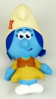 Kombination aus Spielzeug und einer anderen Ware, sog. "Mc Donald´s - Smurfs GY - 2022", Motiv "Lily", bestehend aus
- einem nicht menschlichen Wesen
-- einen weiblichen Schlumpf ohne Schwanz darstellend
-- aus Spinnstoffgewirken gefertigt und mit weichem Material befüllt
-- mit einer Größe von ca. 11,5 cm
-- mit Armen und Beinen mit stilisierten Händen und Füßen
-- mit einer großen Nase und aufgedruckten Augen und Mund sowie dunkelblauen Haaren
-- mit einem gelb-braunen Kleid, weißen Schuhen und einer hellgelben Mütze bekleidet
- einer Sammelkarte aus Papier
-- in den Abmessungen von ca. 6,5 x 5 cm
-- mit einer Bastelanleitung für einen Sammelordner auf beiden Seiten farbig bedruckt
- gemeinsam in einem Klarsichtbeutel für den Einzelverkauf aufgemacht.

Die Kombination hat den wesentlichen Charakter von Spielzeug und dient der Unterhaltung vor allem von Kindern.

Die Ware ist zolltarifrechtlich als "Spielzeug, ein nicht menschliches Wesen darstellend, gefüllt" einzureihen.
