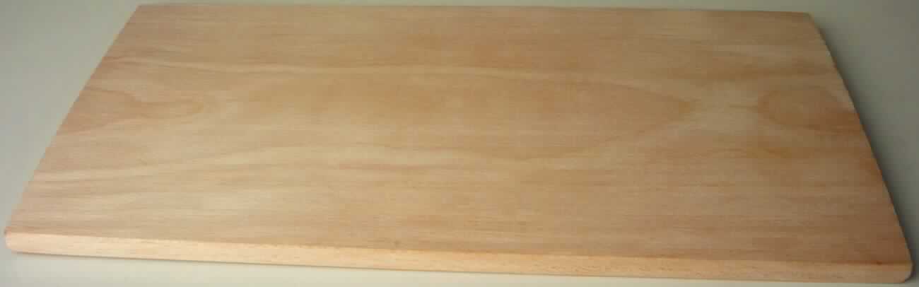 "Grillbretter Buche, Art.-Nr.: 20078" (Abbildung siehe Anlage)
- Holzbrett aus Buchenholz (lt. Antragsteller), in Längsrichtung gesägt, mit einer
  Dicke von ca. 10 mm, Abmessungen ca. 30 x 15 cm bzw. 40 x 19,5 cm,
- beidseitig gehobelt,
- zur Verwendung als Grillunterlage,
- jeweils zwei Stück zusammen zum Verkauf aufgemacht.

"Holz, in der Längsrichtung gesägt, gehobelt, mit einer Dicke von mehr als 6 mm, kein Nadelholz,
 nicht aus tropischem Holz, Buchenholz - sog. Grillbretter"