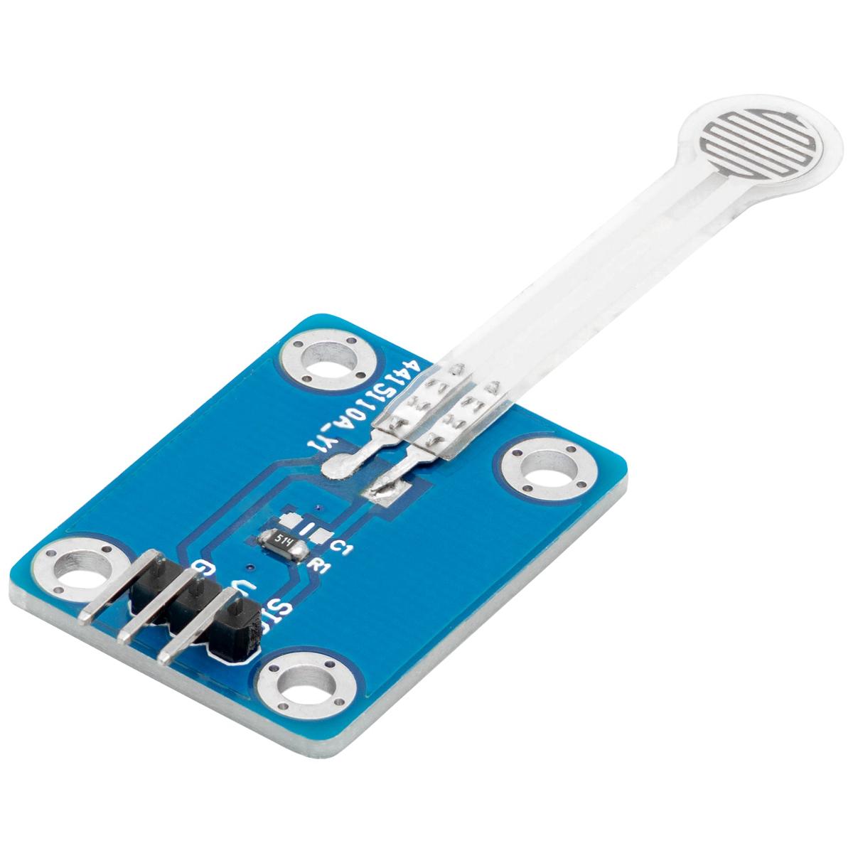 Kraftsensor, im Wesentlichen bestehend aus einer mit einem kreisförmigen Dünnfilm-Sensorelement (Ø 7,5 mm), einer dreipoligen Kontaktleiste sowie einem Widerstand bestückten Leiterplatte mit den Abmessungen von ca. 30 x 22 x 1,5 mm (siehe Abbildung in der Anlage). Der Sensor dient der Messung von mechanischer Druckkraft, welche auf das Sensorelement ausgeübt wird. Der Messwert wird als analoges Signal ausgegeben.
Die Ware wird als "Gerät zum Messen oder Prüfen anderer als geometrischer Größen (Kraft), in Kapitel 90 anderweit weder genannt noch inbegriffen, anderes als von den Unterpositionen (HS) 9031 10 bis 9031 49 erfasst" eingereiht.
