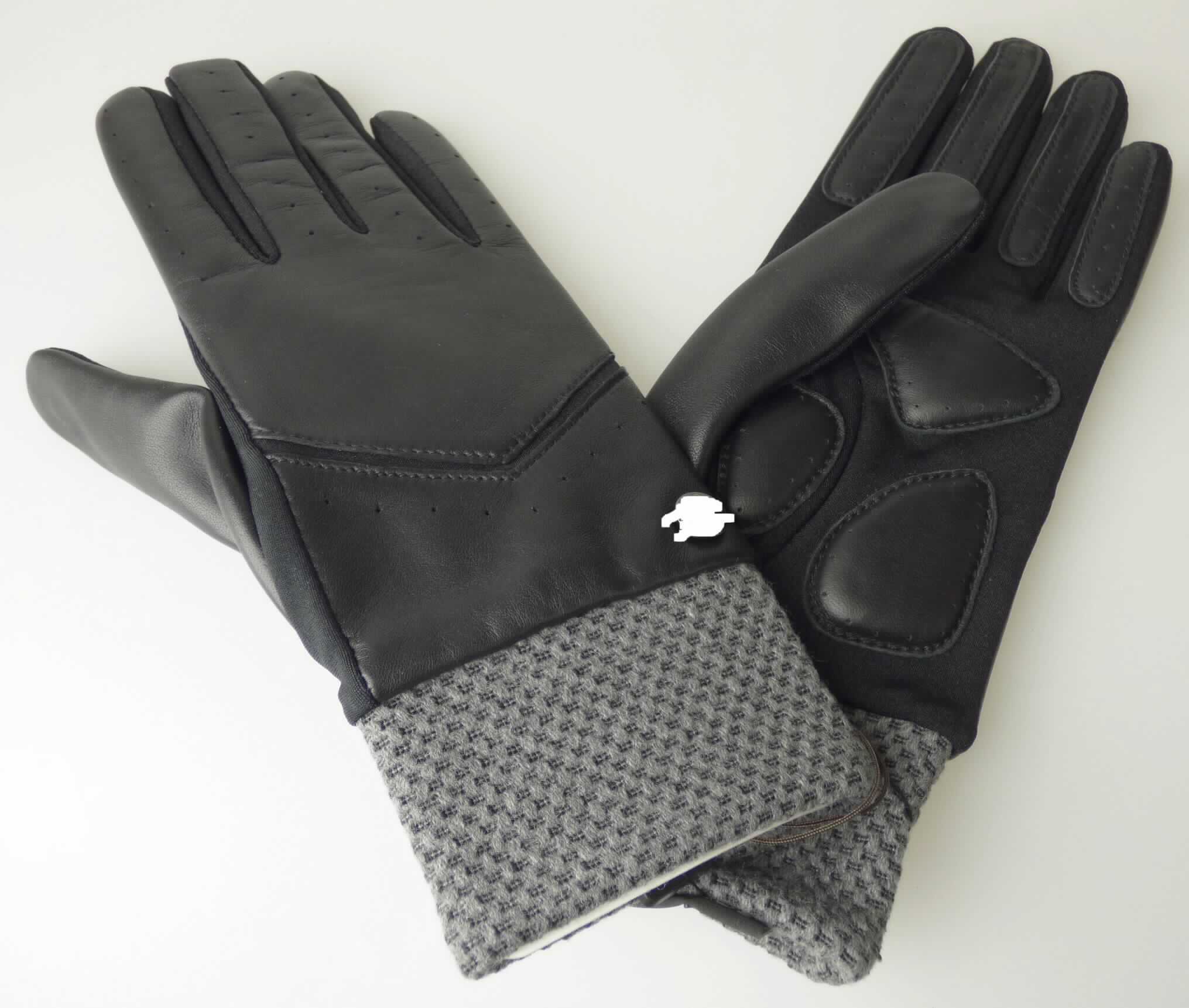 Handschuhe, Art.-Nr. 11012-416, Abbildung siehe Anlage, 
- als Fünffingerhandschuhe gearbeitet, 
- an der Außenseite der Hand, des Daumens und der Finger, Teilen der Innenhand und der Innenseite der Finger 
  und des Daumens aus Leder (lt. Antrag Haarschafleder),
- am Rest der Innenhand, je einem schmal Bereich zwischen den Außenseiten der Hand und des Daumens und der 
  Außenseite der Hand, dem Rest der Innenseite des Daumens und den Fingerzwischenräumen aus Spinnstoffen, 
- mit einer Stulpe aus Spinnstoffen, 
- das Leder bestimmt nach dem Wert und insbesondere nach dem Umfang den wesentlichen Charakter der Waren, 
- nicht gefüttert,
- ohne funktionelle Merkmale von Spezialsporthandschuhen und von Schutzhandschuhen.

"Bekleidungszubehör aus Leder, Fingerhandschuhe, keine Spezialsport- oder Schutzhandschuhe"