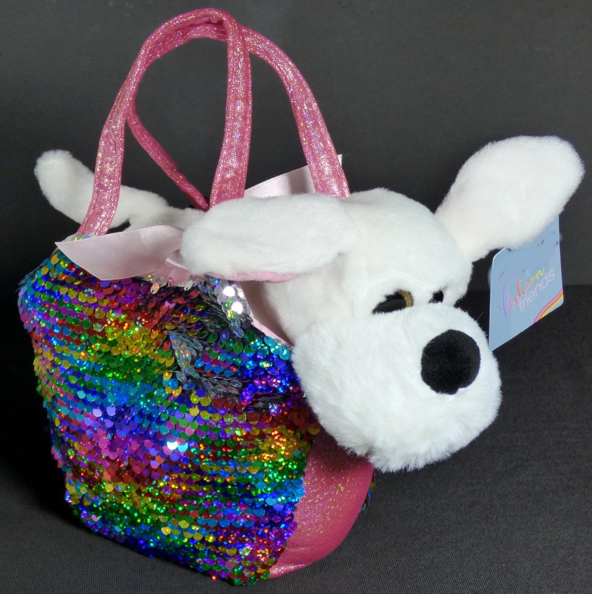 Zweiteilige Zusammenstellung, bestehend aus einer Tasche und einem Spielzeugtier,
sog. Hund in Tasche, Foto siehe Anlage,
- in Aufmachung für den Einzelverkauf (das Spielzeugtier ist locker in die Tasche eingesetzt),
- die Waren dienen weder der Befriedigung eines speziellen Bedarfs noch der Ausübung
  einer bestimmten Tätigkeit; sie stellen sich somit nicht als Warenzusammenstellung im
  Sinne der AV 3 b) dar und sind damit getrennt einzureihen,
- Spielzeugtier:
- - einen auf vier Beinen stehenden Hund mit Schwanz darstellend,
- - aus Plüschgewirken aus Spinnstoffen gefertigt und mit weichem Material gefüllt,
- - mit Augen aus Kunststoffen,
- - mit den Abmessungen: ca. 22 cm (Breite) x 20 cm (Höhe) x 10 cm (Tiefe),
- - dient der spielerischen Unterhaltung von Kindern.

"Spielzeug, ein Tier darstellend, gefüllt"