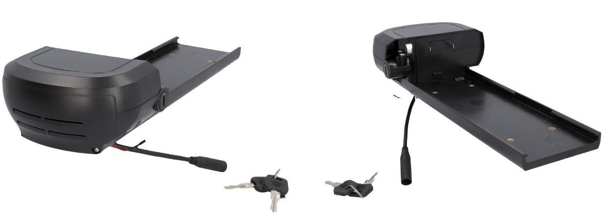 Sog. "Akkuschiene für E-Bike Akku", als zusammengesetzte Ware aus einem Stromrichter, einem Schalter, einem Kabel mit Anschlussstück und einer Kunststoffhalterung mit eingebautem Schloss, im Wesentlichen bestehend aus
- einer mit aktiven und passiven Bauelementen bestückten gedruckten Schaltung (u.a. mit Transistorausgang) in einem spezifisch geformten Kunststoffgehäuse mit Führungsschiene und einem abschließbaren Verschlusssystem, mit zwei Messerkontakten, mit einem sechspoligen Kabel mit Anschlussstück und zwei Einzelleiter (rot und schwarz) mit Kabelschuhen als Anschlussstück, für eine Spannung von 48 V DC,
- nach Einbau dient die Ware zum Umformen einer Eingangsgleichspannung von 48 V DC in eine Ausgangsgleichspannung von 6 V DC (Gleichstromumformer), zum Schalten der Beleuchtung mittels Transistor, zum direkten Weiterleiten der Akkumulatorspannung an den Motor sowie zum Fixieren und Halten des E-Bike Akkumulators (Motor und Akkumulator sind nicht Gegenstand dieser vZTA-Entscheidung).
Aufgrund der Bedeutung für die Verwendung der Ware bestimmt der Stromrichter den Charakter der zusammengesetzten Ware.

Die Ware ist als "elektrischer Stromrichter, kein Akkumulatorenladegerät, kein Gleichrichter, kein Wechselrichter, nicht für zivile Luftfahrzeuge" einzureihen.