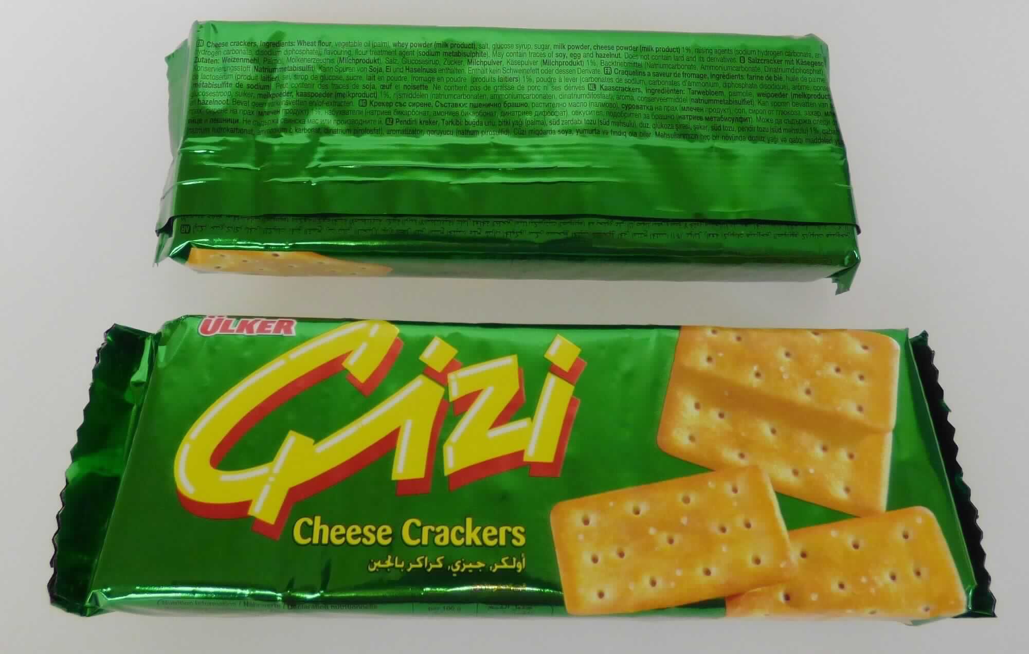 Käsecracker

Antragsangaben: Salzcracker mit Käsegeschmack, 65 g.

Beschreibung des vorgelegten Warenmusters (in Originalumschließung):
Grüner bedruckter Kunststofffolienbeutel mit Angaben zum Produkt (Salzcracker mit Käsegeschmack; 65 g) und 
zu den Zutaten (siehe Feld 8); darin in Stapelform verpackte, rechteckige, hellbraune, flache, gelochte Cracker 
(ca. 5,5 cm x 2,7 cm x 0,3 cm); Geschmack nach Salzgebäck mit Käsearoma, nicht süß.

Stärke/Glucose*: 50 bis weniger als 75 GHT
Saccharose/Invertzucker/Isoglucose**: 0 bis weniger als 5 GHT
Milchfett***: 0 bis weniger als 1,5 GHT
Milchprotein***: 0 bis weniger als 2,5 GHT

* : festgestellt gemäß VO (EG) 900/2008, VO (EU) 118/2010
**: festegestellt gemäß VO (EG) 900/2008
***: Antragsangaben

Backware, Kekse und keksähnliches Kleingebäck, nicht gesüßt