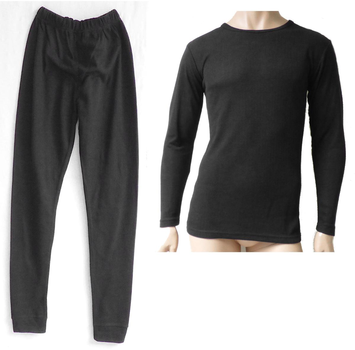 T-Shirt und lange Hose, sog. THERMO/EN -Herren-Thermounterwäsche, Größe M, Foto siehe Anlage,
- als zweiteilige Zusammenstellung; gemeinsam in einer Pappbanderole verpackt,
- kein Schlafanzug, da die Kleidungsstücke nach ihren objektiven Merkmalen (insbesondere nach
  Schnitt, Material und Gesamteindruck) unterschiedslos im Bett oder an anderen Orten getragen
  werden können und daher nicht dazu bestimmt sind, ausschließlich oder im Wesentlichen als
  Nachtkleidung getragen zu werden,
- keine Kombination, u. a. weil ein Kleidungsstück der Position 6109 (T-Shirt) nicht als Bestandteil einer
  Kombination zugelassen ist,
- aufgrund der Ausstattung und der Verwendung kein Trainingsanzug,
- getrennte Einreihung aller Bestandteile, weil die Kleidungsstücke nicht zusammen in eine Position
  eingereiht werden können,
- lange Hose:
-- aus ca. 0,8 mm dicken (leichten), einfarbigen, musterbildend gewirkten Gewirken aus laut Antrag
   100 % Polyester (synthetische Chemiefasern),
-- in der Taille abschließend; mit einem ca. 3,5 cm breiten, doppelt gearbeiteten Taillenbund mit einem
   eingezogenen, elastischen Band,
-- ohne Öffnung und ohne Verschluss,
-- ohne Hinweise auf den Trägerkreis (unisex),
-- mit knöchellangen Hosenbeinen; an den Beinabschlüssen mit doppelt gearbeiteten, verengenden
   Bündchen,
-- kennzeichnet sich aufgrund der Ausstattung (u. a. im Schrittbereich weder doppelt gearbeitet noch
   unterlegt sowie mit auftragenden Nähten ausgestattet) nicht als Unterhose der Position 6108.

"Lange Hose, aus Gewirken, für Frauen, aus synthetischen Chemiefasern"