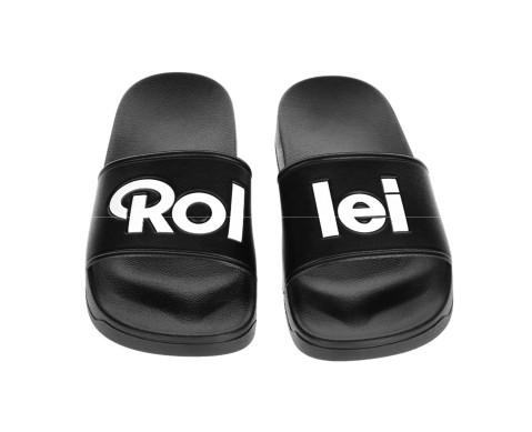 Sandalen (laut Antrag: "Badelatschen", Größe 46, Foto siehe Anlage)
- in einem einfachen Beutel aus Spinnstoff [übliche Verpackung i. S. d. AV 5 b)] verpackt,
- mit Laufsohlen aus Kunststoff,
- mit zehenfreiem Oberteil (nicht geschlossenes Blatt) aus Kunststoff,
- nicht den Knöchel bedeckend,
- mit einer größten Höhe des Absatzes und der Sohle von ca. 2,1 cm.

"Schuhe, andere als in der Position 6401 genannte, mit Laufsohlen und Oberteil aus Kunststoff,
 andere als in den Unterpositionen 6402 1210 bis 6402 9910 genannte, deren Blatt nicht geschlossen
 ist, andere als in der Unterposition 6402 9931 genannte"