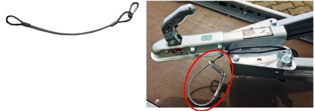 Fangseil mit Karabinerhaken, aus Stahl, verzinkt

Bei der Ware handelt es sich um ein Fangseil, bestehend aus mehreren Litzen. Das Seil ist an beiden Enden zu Schlaufen (Seilschlinge) geformt und an einem Ende mit einem Karabinerhaken versehen. Laut Angaben bestehen sowohl das Seil als auch der Karabinerhaken aus galvanisch verzinktem Stahl. Der Durchmesser des Stahlseils beträgt 6 mm, die Länge der Seilschlinge (ohne Karabinerhaken) beträgt 550 mm. Die Ware wird den Angaben zufolge als Fangseil für ungebremste Anhänger verwendet.

Derartige Waren sind als andere Kabel, Seile, Seilschlingen und ähnliche Waren, aus Eisen oder Stahl in den TARIC-Code 7312 9000 00 des Zolltarifs einzureihen.