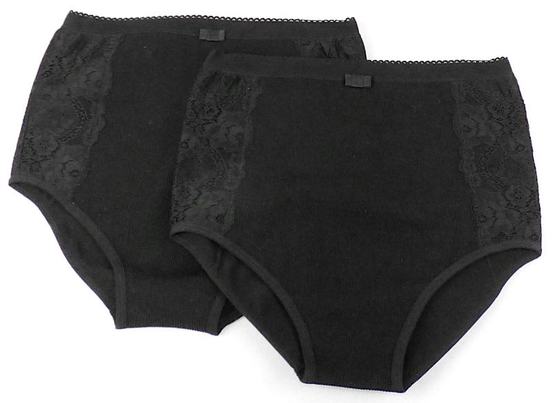 Unterhosen, sog. Ladies panties 2pp, Größe L, Art. 7679872, Foto siehe Anlage,
- zwei Stück an einer bedruckten Pappkarte befestigt,
- aus ca. 1,3 mm dicken, einfarbigen Gewirken aus laut Antrag 89 % Polyamid und 11 % Elasthan
  (beides synthetische Chemiefasern); auf beiden Seiten mit bis zu ca. 12 cm breiten Besätzen aus
  musterbildend durchbrochen gearbeiteten Gewirken (sog. Raschelspitze) versehen,
- als Taillenslip gearbeitet; am oberen Abschluss mit einer aufgenähten, elastischen Borte und einer
  Wäscheschleife verziert,
- ohne Öffnung und ohne Verschluss,
- mit ca. 18 cm hohen Seitenteilen (vom Beinausschnitt bis zum oberen Rand gemessen),
- aufgrund des Schnitts eindeutig als Frauenkleidung erkennbar,
- an den Beinausschnitten mit elastischen Abschlüssen,
- laut Untersuchungsergebnis ist die Querelastizität nicht um mindestens 50 % im Vergleich zur
  Längselastizität geringer, damit keine Miederhose im Sinne der Position 6212.

"Unterhosen, aus Gewirken, für Frauen, aus Chemiefasern"