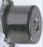 ABS-Motor Direct Current Motor, Art.Nr. SSMA76C30,
Elektromotor, permanenterregter Gleichstrommotor in einem zylinderförmigen Gehäuse mit 2 Befestigungsnasen, mit den Abmessungen 76 x 88 x 37 mm (Breite x Länge x Höhe), aufgrund der Befestigungsnasen mehr als 80 mm Durchmesser,
für eine Spannung von 13 VDC, 
mit einer Leistung von 220 W,
Gewicht 580 g,
zur Verwendung in einem Kraftfahrzeugbremssystem.

Die Ware ist als "Elektromotor, Gleichstrommotor mit einer Leistung von 750 W oder weniger jedoch mehr als 37,5 W, keine Ware der TARIC-Unterpositionen 8501 3100 10 bis 8501 3100 89" einzureihen.