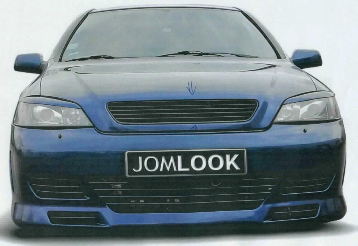 Kühlerverkleidungen, sog. Kühlergrills, Fotos siehe Anlage,

- Kühlergrill VW Golf 4:
- - in Form eines spezifisch gefertigten gitterartigen Erzeugnisses aus laut Antrag Kunststoff,
- - mit den Abmessungen von (L x B x H): 780 mm x 220 mm x 30 mm, 
- - wird zwischen der Motorhaube und der Frontschürze (Stoßfänger) von Personenkraftwagen verbaut,
- - dient u. a. dem Lufteinlass für die diversen Fahrzeugkühlvorrichtungen,

- Kühlergrill Opel Astra G:
- - in Form eines spezifisch gefertigten gitterartigen Erzeugnisses aus laut Antrag Kunststoff,
- - mit den Abmessungen von (L x B x H): 680 mm x 110 mm x 60 mm, 
- - wird im vorderen Bereich der Motorhaube von Personenkraftwagen verbaut,
- - dient u. a. dem Lufteinlass für die diversen Fahrzeugkühlvorrichtungen,

- lt. Antrag nicht für die industrielle Montage bestimmt, 
- aufgrund der objektiven Merkmale (u. a. Form) erkennbar hauptsächlich für Kraftfahrzeuge des 
  Kapitels 87 bestimmt.

"Teile für Kraftfahrzeuge der Position 8701 bis 8705, Karosserieteile (Kühlerverkleidungen), nicht für die industrielle Montage"