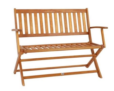 Es handelt sich bei der sog. „Gartenbank“ um ein ungepolstertes, ca. 120 x 55 x 90 cm (B x T x H) großes Sitzmöbel aus Holz. Die Bank besitzt ein zusammenklappbares, x-förmiges Gestell, eine Rückenlehne sowie zwei seitliche Armlehnen.
Das auf den Boden zu stellende Möbel dient als Einrichtungsgegenstand auf z.B. Terrassen.

Die Ware ist als "anderes als von der Position 9402 erfasstes Sitzmöbel, mit Gestell aus Holz, nicht gepolstert" einzureihen.