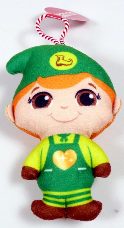 Bei der durch ein Warenmuster veranschaulichten und als "Mc Donald´s - The Elf on the Shelf - 2022", Motiv: Mate Cobbler" bezeichneten Ware handelt es sich um eine Puppe
- einen Menschen darstellend,
- ca. 10,5 cm groß,
- aus Spinnstoff gefertigt und mit weichem Material befüllt,
- mit durch Nähte abgeteilten Armen und angedeuteten Beinen, die materialbedingt
  beweglich sind,
- mit einem aufgedruckten Gesicht und rötlich-farbenen Haaren,
- durch entsprechende farbliche Darstellung dem Anschein nach mit einem Oberteil,
  einer Hose, Schuhen und einer Zipfelmütze bekleidet,
- am oberen Ende mit einer Aufhängeschlaufe aus Spinnstoff versehen,
- dient der spielerischen Unterhaltung,
- in einer bunt bedruckten Pappschachtel verpackt.

Derartige Erzeugnisse werden zolltarifrechtlich als "Puppe, die Nachbildung eines Menschen darstellend, keine handgearbeitete Puppe in für das Ursprungsland charakteristischer Volkstracht" eingereiht.