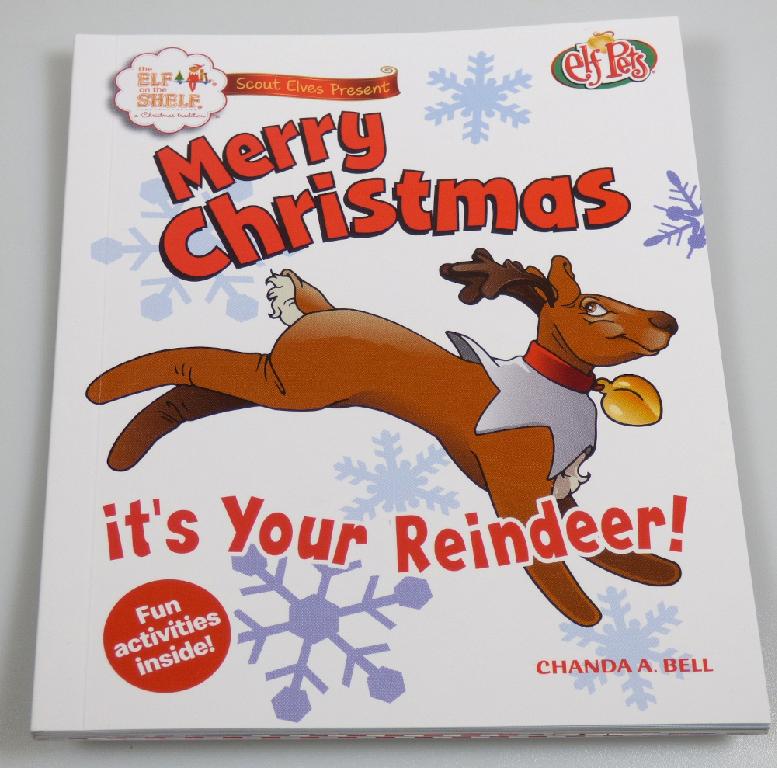 Bei der als "Mc Donald`s - The Elf on the Shelf - 2022, Motiv: Book - Merry Christmas It`s your Reindeer" bezeichneten Ware handelt es sich um ein mit Text und Abbildungen bedrucktes, broschiertes Druckerzeugnis mit einem festen Umschlag aus Kartonpapier (Format etwa 11,4 x 14,3 cm, Umfang 32 Seiten ohne Umschlag, Klebebindung). Es enthält im Wesentlichen eine reich illustrierte fortlaufende Geschichte für Kinder in englischer Sprache, die sich über 24 Seiten erstreckt. Im Anschluss an die Geschichte sind sieben Seiten enthalten, die mit einer Malvorlage und Rätseln (z. B. Suchwortspiel, Labyrinth) sowie mit den Lösungen bedruckt sind. Die Ware ist in einer Umschließung aus Pappe verpackt.

Abbildung siehe Anlage.

Derartige Waren gehören als "durch Text charakterisierte, zum Lesen bestimmte Broschüren und ähnliche Drucke, auch illustriert" zur Codenummer 4901 99 00 00 9 des Zolltarifs.