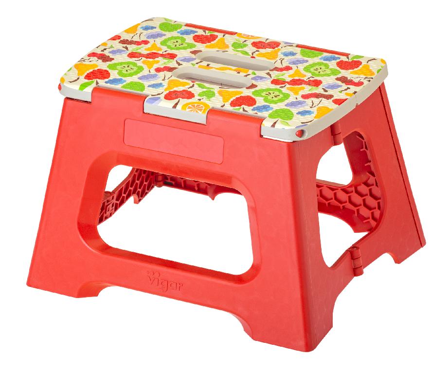 Bei dem sog. "Klapp- Tritthocker aus PP" handelt es sich um ein Möbel in Form eines zusammenklappbaren, trapezfömigen, einstufigen Trittschemels aus Kunststoff (aufgeklappt ca. 33 x 32 x 13 cm (B x H x T)) mit einem Tragegriff. Die Ware ist in verschiedenen Farben und Farbkombinationen zu erhalten.

Die Ware ist dazu bestimmt, auf den Boden gestellt zu werden. Sie stellt sich aufgrund ihrer geringen Höhe (32 cm) und der daraus resultierenden Sitzhaltung nicht als Sitzmöbel der Position 9401 des Zolltarifs dar.

Die Ware ist als "anderes als in den Pos. 9401 und 9402 genanntes Möbel aus Kunststoff" einzureihen.