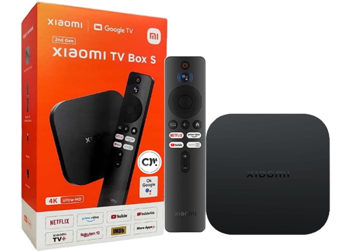 4K Ultra HD Streaming Media Player (Abbildung siehe Anlage)
- aus Prozessor, Audio-/Videosignalelektronik mit Decoder für verschiedene Video-, Bild- und
  Audioformate, internem Speicherbaustein, USB-Controller, WLAN- und Bluetooth- Modul in
  einem Gehäuse mit HDMI- und USB-Schnittstellen, Audioanschluss, mit über Kabel
  anschließbarem Netzteil und separat beigelegter Fernbedienung mit integrierter Sprach-
  steuerung,
- zum Empfangen von digitalisierten Bild- und Tonsignalen (Fernsehsignale) über das Internet
  (IPTV), zum Wiedergeben von Video-, Bild- und Audiodateien in verschiedenen Formaten,
  sowie zum interaktiven Informationsaustausch über das Internet - ohne kennzeichnende
  Haupttätigkeit -,
- in einer gemeinsamen Verkaufsumschließung mit Beipack (Kabel und Bedienungsanleitung).
Der Media Player bestimmt den Charakter des Ganzen.

"Fernsehempfangsgerät, mit eingebautem Ton- und Bildaufzeichnungs- und -wiedergabegerät,
 der Beschaffenheit nach nicht für den Einbau eines Videobildschirms hergerichtet, Kombination
 aus Fernsehempfangsgerät mit Videogerät und Telekommunikationsgerät -ohne kennzeichnende
 Haupttätigkeit -, in funktioneller Einheit mit Netzteil und Fernbedienung, in Warenzusammen-
 stellung in Aufmachung für den Einzelverkauf mit nicht charakterbestimmendem Beipack"