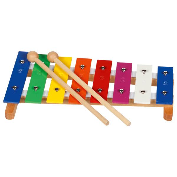 Bei der als "Art. 61959 - Xylophon, 8 Töne" bezeichneten Ware handelt es sich um ein ca. 26,5 x 13 x 3,5 cm (L x B x H) großes Metallophon (sog. Glockenspiel) mit zwei Klöppeln aus Holz. Das Glockenspiel besteht aus einem Rahmen aus Holz und acht darauf mit Metallnägeln befestigten und mit Filzstreifen unterlegten, unterschiedlich gestimmten und verschiedenfarbigen Metallstäben. Durch das Anschlagen der Metallstäbe mit den Klöppeln werden diese zum Schwingen gebracht und die Töne erzeugt.

Die in einem buntbedruckten Pappkarton verpackte Ware ist als "Schlaginstrument" einzureihen.