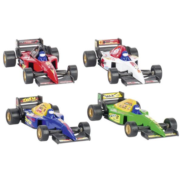 Modell mit eingebautem Motor, sog. "Formula Racer Rennwagen, 4fach, 12er Display", Artikel-Nr. 12162
- im Spritzgussverfahren hergestelltes Modell eines Formel-1-Rennwagens, ohne Maßstabangabe
- in den Abmessungen von ca. 10,7 x 5 x 3 cm
- mit einer Karosserie aus farbig lackierten Metall
- mit Unterboden, Innenraum und Spoilern aus Kunststoff und Rädern aus Kunststoff oder Kautschuk
- mit beweglichen Rädern
- mit einem Rückzugmotor ausgestattet
- im Cockpit sitzt eine Figur, bestehend aus Kopf und Armen, aus Kunststoff, die fest mit dem Fahrzeug
  verbunden ist
- dient der spielerischen Unterhaltung von Kindern
- mit einem Pappetikett versehen.

Auf Grund des äußeren Erscheinungsbildes bestimmt das Metall den Charakter der Ware, auf Grund des Umfangs der Kunststoff. Da keins der beiden Materialien den Charakter des Rennwagens bestimmt, erfolgt die Einreihung in Anwendung der AV 3 c) in die zuletzt in Betracht kommende Unterposition der KN.
Die Ware ist zolltarifrechtlich als "anderes Modell als von den Unterpositionen (KN) 9503 0010 bis
9503 0070 erfasst, mit eingebautem Motor, nicht aus Kunststoff" einzureihen.
