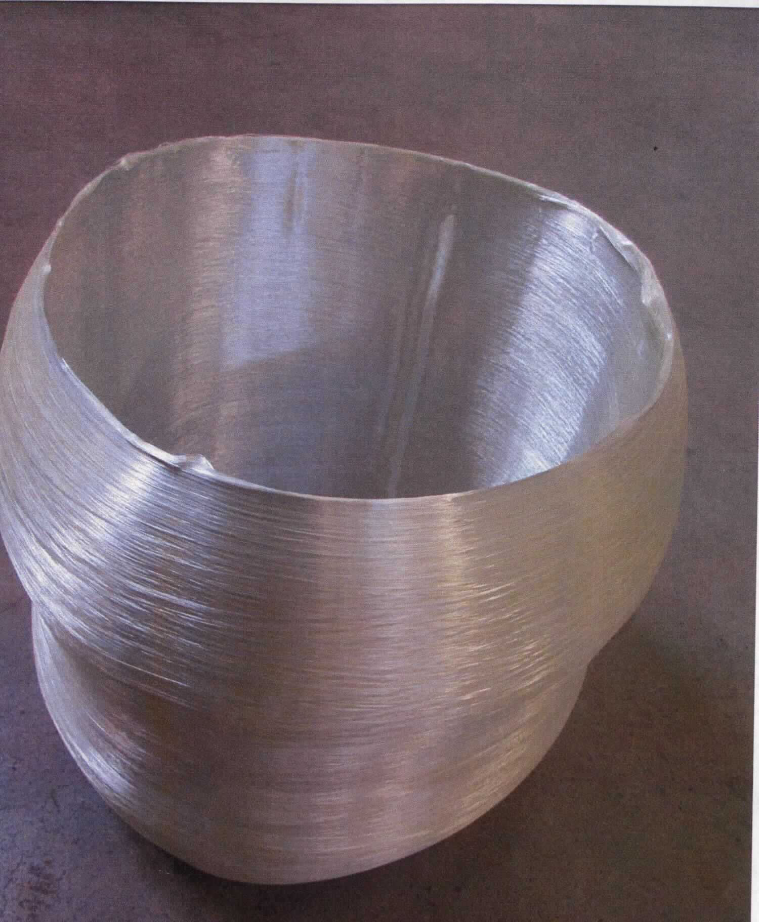 Glasseidenstränge (Rovings), sog. Spinnfaden, Art. 181220, Abbildung siehe Anlage, 
- lt. Antrag:
- - aus E-Glas, 
- - mit einem Nenndurchmesser der Einzelfilamente von 12 µm, 
- lt. Untersuchungsergebnis: 
- - aus textilen Filamenten aus Glas, 
- - weder getränkt noch beschichtet (umhüllt), 
- - mit Schlichte versehen, 
- - mit einem Titer von ca. 360 tex, 
- zu einem Bündel (Strang) ohne Drehung zusammengefasst, 
- auf Spulen aufgemacht.

"Glasfasern, Glasseidenstränge (Rovings), nicht getränkt oder beschichtet, andere als in den Codenummern 
 7019 1200 21 0 bis 7019 1200 25 0 genannte"