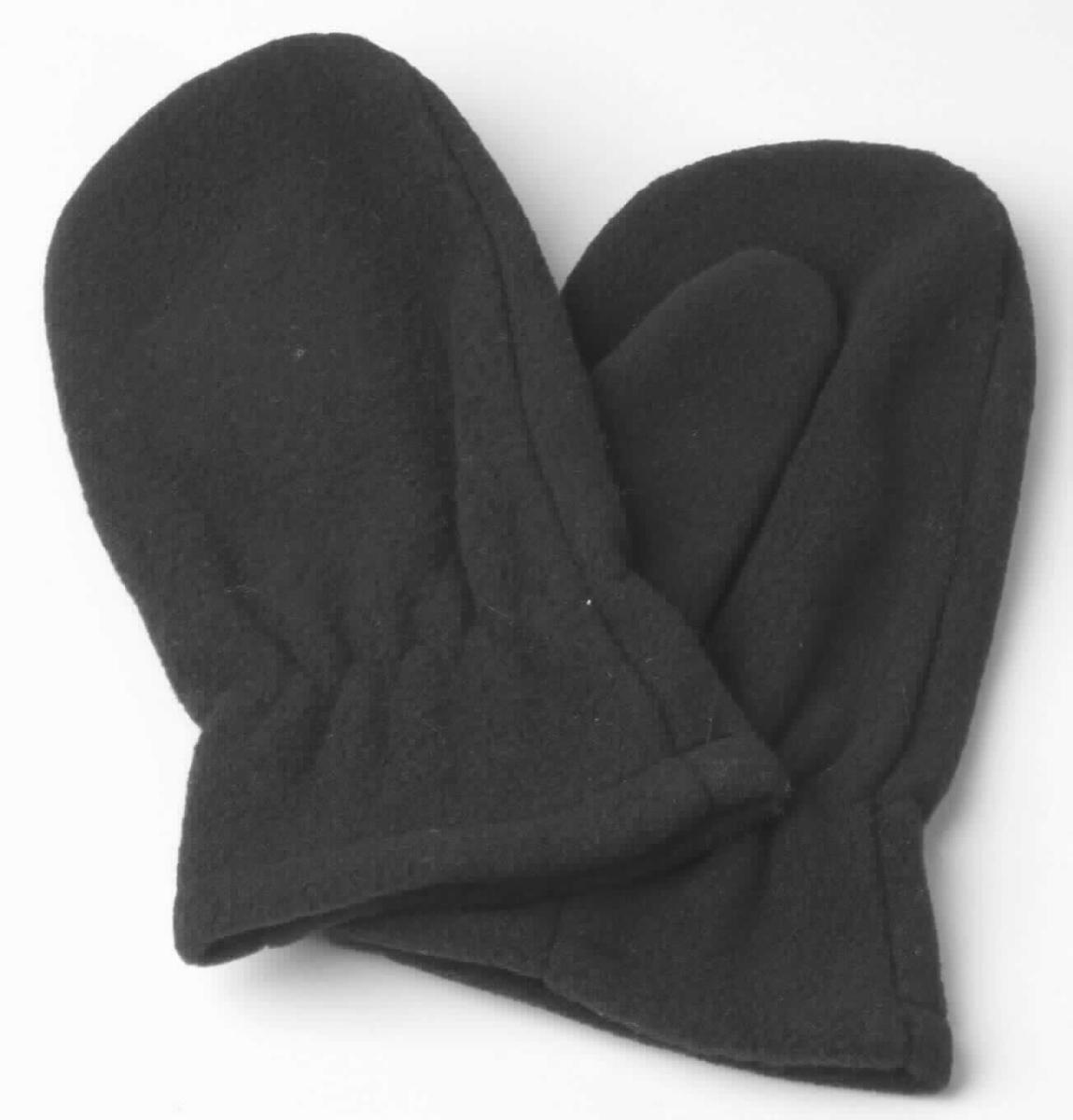 Handschuhe, sog. Kleinkind Fleece Fäustlinge, in Kindergröße, Foto siehe Anlage,
- als Paar in einem Polybeutel verpackt,
- in Form eines Fausthandschuhs mit ausgearbeitetem Daumen,
- mit einer Handbreite von ca. 8 cm, einer Handlänge (ohne Rand) von ca. 13 cm und einer Daumenlänge
  von ca. 5 cm,
- aus einfarbigen, beidseitig gerauten Gewirken (sog. Fleece) aus laut Antrag 100 % Polyester 
  (synthetische Chemiefasern),
- mit einer ca. 4 cm breiten Stulpe, am Handgelenk elastisch verengt,
- aufgrund der Abmessungen nicht für Kleinkinder mit einer Körpergröße von bis zu 86 cm bestimmt.

"Fausthandschuhe, aus Gewirken, andere als in der Unterposition 6116 10 genannte, aus synthetischen  
 Chemiefasern"