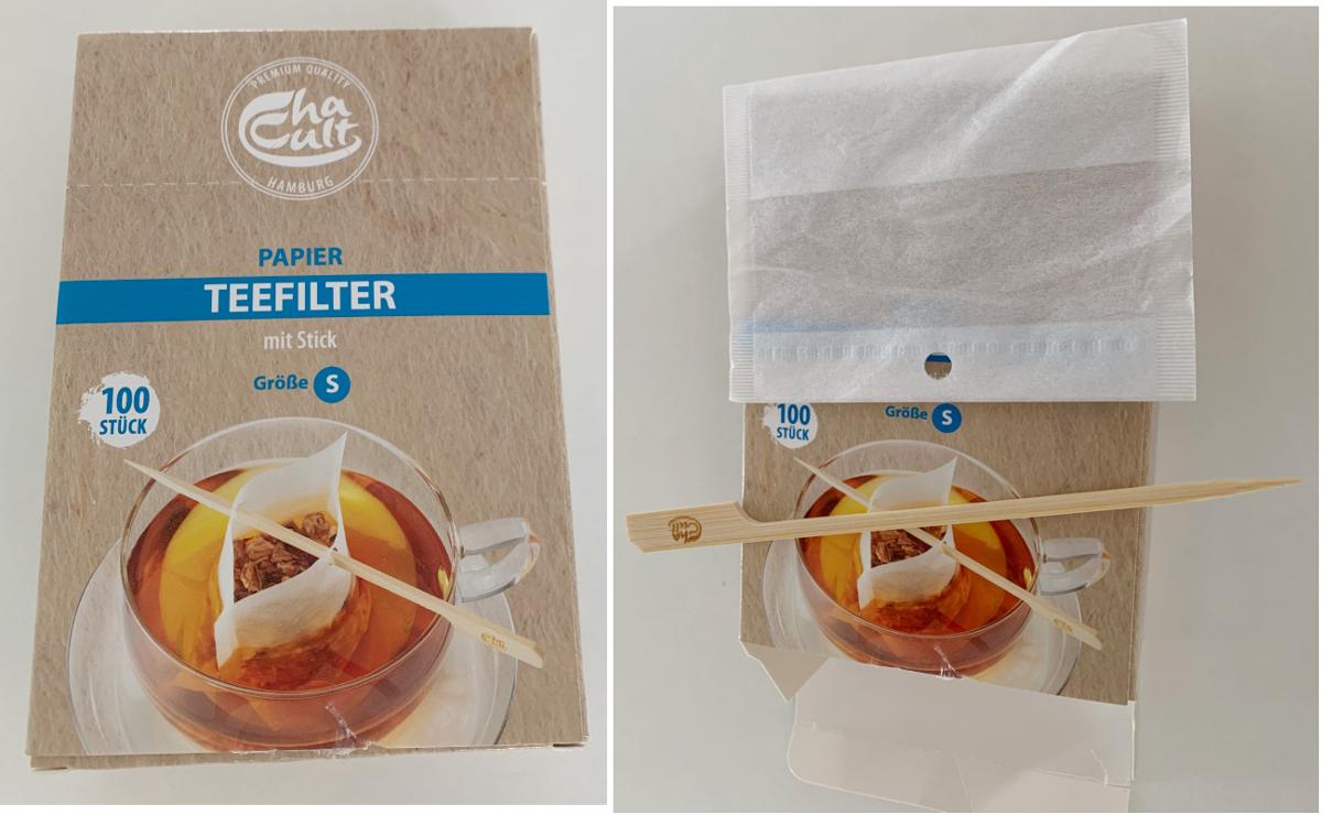 Es handelt sich um eine Zusammenstellung der nachfolgend beschriebenen Waren, die gemeinsam in einer mir Produktinformationen bedruckten Faltschachtel aus Pappe verpackt sind:  

1. 100 oben offene, zweimal gelochte  und an den Längsseiten geprägte Teefilter aus einem Vlies aus Zellstofffasern (gewichtsmäßig vorherrschend) und Polypropylen (synthetische Chemiefasern) mit Bodenfalte (Breite etwa 10,0 cm, Höhe etwa 7,5 cm).  Sie sind zum einmaligen Gebrauch bestimmt.

2. Ein Stäbchen aus Bambus, das auf der einen Seite angespitzt und auf der anderen  Seite zu einer flaggenartigen Verbreiterung ausgearbeitet ist (Länge: etwa 15 cm). Das Stäbchen ist mit einem Schriftzug versehen.

Jeweils 40 Faltschachtel sind in einem Karton aus Pappe verpackt. Das Bambusstäbchen soll nach dem Befüllen mit Tee durch die beiden Lochungen eines Teefilters gesteckt werden. Anschließend soll der Teefilter mit Stäbchen in eine Tasse oder eine Kanne so gehängt werden, dass das Stäbchen den Filter auf dem Tassen- oder Kannenrand hält.

Abbildung siehe Anlage.

Derartige Waren gehören als "andere Waren aus Papier" zum TARIC-Code 4823 90 85 80.