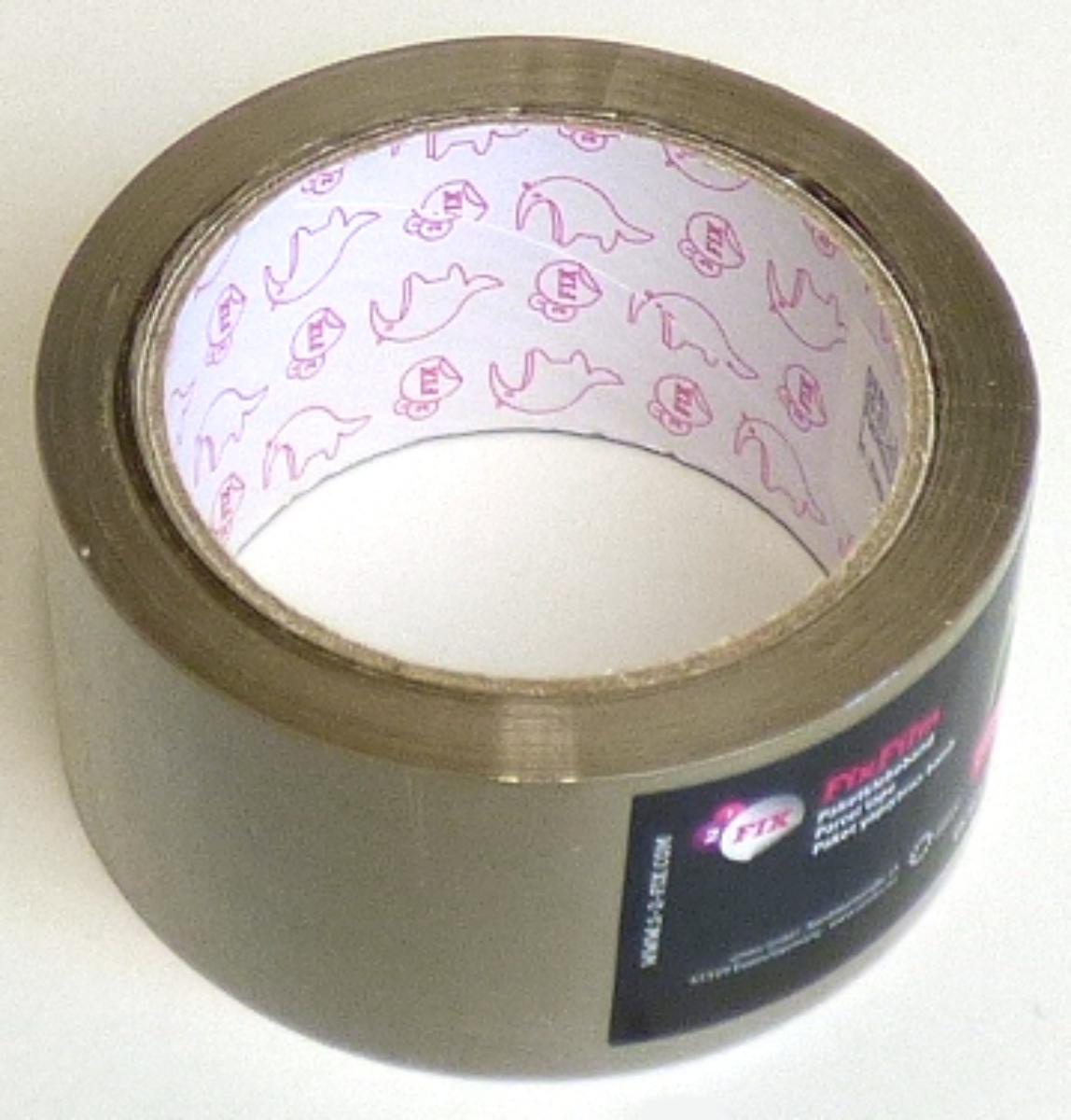 Angaben des Antragstellers:
Packband (Klebeband)

Feststellungen an einem Warenmuster:
Es wurden ein selbstklebendes Band auf einer Pappspule vorgelegt. Das Band ist braun und hat eine Breite von ca. 5 cm. Die Trägerfolie besteht aus Polypropylen und der Kleber aus einem Acrylat.

Befund:
Es handelt sich um selbstklebende Bänder aus Kunststoff der Unterposition (KN) 3919 1080.