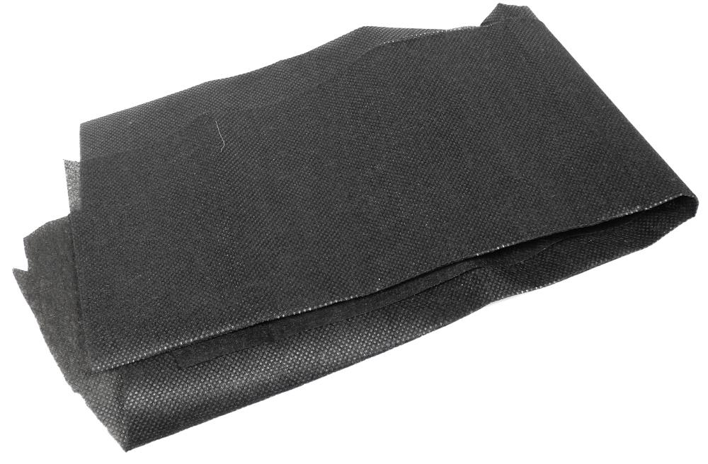 Vliesstoff, sog. Unkrautvlies, Art. 8979927, Foto siehe Anlage,
- laut Antrag:
-- als Meterware, auf Rollen,
-- in den Abmessungen von 1 m x 20 m,
-- aus synthetischen Filamenten (Polypropylen), 
-- punktuell thermisch verfestigt,
-- kein melt blown,
-- weder bestrichen noch überzogen,
-- einlagig,
-- mit einem Quadratmetergewicht von 50 g.

"Vliesstoff, aus synthetischen Filamenten, mit einem Quadratmetergewicht von mehr als 25 g
  bis 70 g, weder bestrichen noch überzogen, anderer als in den TARIC-Codes 5603 1290 10 bis
  5603 1290 60 genannte"