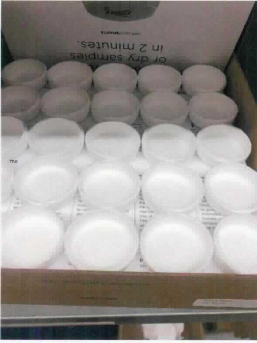 Waren aus Glasfasern, sog. Tiegel aus Glasfaservlies, Foto siehe Anlage,
- nach den Antragsangaben:
- als Tiegel aus Glasfaservlies formgepresst, ohne Verwendung von Bindemitteln,
- mit einem Gehalt an Siliciumdioxid von mehr als 60 GHT,
- nicht aus textilen Glasfasern,
- mit einem maximalen Durchmesser von ca. 5,5 cm und einer Höhe von ca. 3,5 cm,
- mit Einlegeplättchen aus dem gleichen Material mit einem maximalen Durchmesser von 5,5 cm,
- zur Verwendung als Probenträger für die Mikrowellentrocknung und Mikrowellenveraschung.


"Waren (Tiegel) aus Glasfasern, andere als in den Unterpositionen 7019 9000 10 bis 7019 9000 80 genannte"