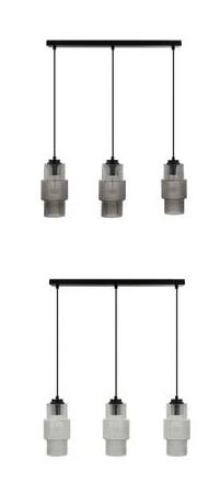 Bei der sog. YUKI Hängeleuchte aus Glas in zwei Designs (transparent: Artikelnr. 25511 / Variantennr. 61054 und rauchgrau: Artikelnr. 25512 / Variantennr. 61055) handelt es sich um zwei ca. 62﻿,﻿5 cm x 4 cm x 120 cm (B x T x H) große elektrische Pendelleuchten für die Deckenmontage im Innenbereich, im Wesentlichen jeweils bestehend aus einer schwarzen quaderförmigen Deckenbefestigung aus Metall mit drei Kabeln als Abhängungen, drei E27-Lampenfassungen (für verschiedene Leuchtmittel bspw. Halogenlampen, LED geeignet) und drei runden länglichen Lampenschirmen aus farblosem bzw. hellgrauem Glas.

Das Glas bestimmt nach dem Umfang, dem äußeren Erscheinungsbild (Zierwirkung) und der Bedeutung in Bezug auf die Verwendung hinsichtlich der Lichtlenkung gegenüber dem Metall als Stabilität verleihendem Bestandteil den stofflichen Charakter der Leuchten.

Die Erzeugnisse sind als "Leuchten, anderweit weder genannt noch inbegriffen, elektrische Deckenleuchten, ausgenommen solche von der für öffentliche Plätze oder Verkehrswege verwendeten Art, nicht ausschließlich zur Verwendung mit LED-Lichtquellen bestimmt, aus Glas" einzureihen.