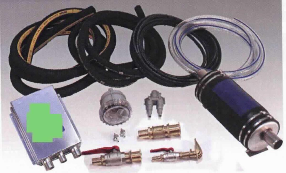 Sog. Installationskit für Dieselstromgenerator (Abbildung siehe Anlage)
- aus einer Abgas-Wasser-Trenneinheit mit Schwerkraft-Trennkammer und drei Schlauch-
  Anschlussröhrchen, in einem Metall-Gehäuse (Abmessungen: L x B x H: 490 x 325 x
  118 mm) mit Montagevorrichtungen und einem Seewasserfilter,
- zum Abscheiden der im Generator entstandenen Verbrennungsabgase aus dem
  Kühlwasser mittels Schwerkraftabscheidung und zum Filtrieren von Seewasser,
- in einer gemeinsamen Verkaufsverpackung mit Kraftstoff-, Wasser- und zwei Abgas-
  schläuchen, drei Borddurchlässen, Belüfter, Wassersammler, Rückschlagventil, zwölf
  Schlauchschellen, Schraubfitting-Muffe, zwei Kugelhähnen und drei Gewindestutzen
  (Beipack),
- als typisierter Installationssatz für einen Dieselstromgenerator in einem Wasserfahr-
  zeug bestimmt.
Der Charakter der Warenzusammenstellung wird von den Apparaten zum Reinigen und Filtrieren von Flüssigkeiten bestimmt.

"Apparate zum Filtrieren und Reinigen von Wasser, keine Ware der TARIC-Codes 8421 1100 00 bis 8421 2100 20 (Warenzusammenstellung in Aufmachung für den Einzelverkauf aus charakterbestimmender Abgas-Wasser-Trenneinheit und Seewasserfilter sowie Beipack) - Installationskit für Dieselstromgenerator"