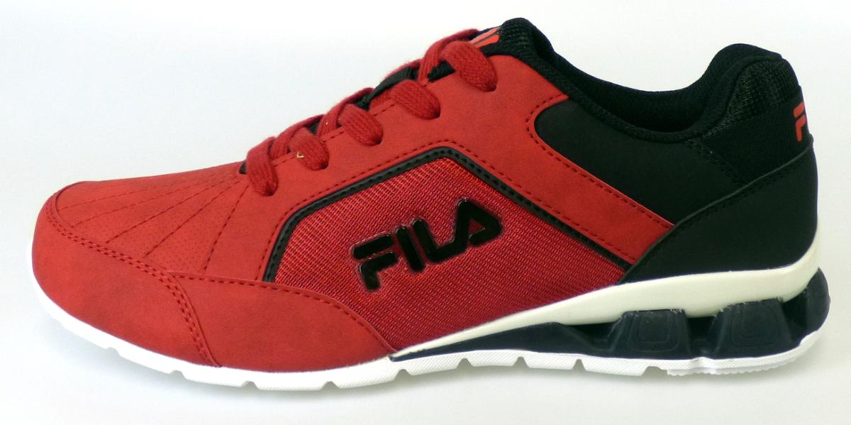 Halbschuhe (laut Antrag: "Schuhe für Sportzwecke", Größe 42, Foto siehe Anlage)
- mit Laufsohlen aus (laut Antrag) Kunststoff,
- mit Oberteil (geschlossenes Blatt) aus Kunststoff (Spinnstoff mit einer mit bloßem Auge
  wahrnehmbaren Außenschicht aus Kunststoff; den größten Teil der Außenfläche bildend,
  damit keine Ware der Position 6404) und Spinnstoff,
- auf das Oberteil ist ein Verstärkungsteil aus Spinnstoff aufgesetzt,
- seitlich mit Verzierungen,
- mit Schnürsenkelverschluss,
- nicht den Knöchel bedeckend,
- ohne Metallschutz in der Vorderkappe, 
- mit einer Länge der Innensohle von ca. 27,5 cm,
- nicht als Männer- oder Frauenschuhe erkennbar.

"Schuhe, andere als in der Position 6401 genannte, mit Laufsohlen und Oberteil aus Kunststoff,
 andere als in den Unterpositionen 6402 1210 bis 6402 9991 genannte, nicht als Männer- oder
 Frauenschuhe erkennbar"